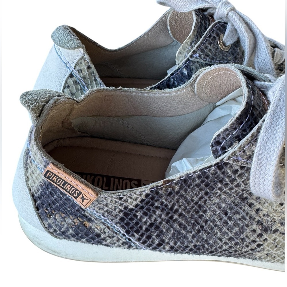 Pikolinos Snake Print Low Flexible Comfort Sneaker - Picture 7 of 12